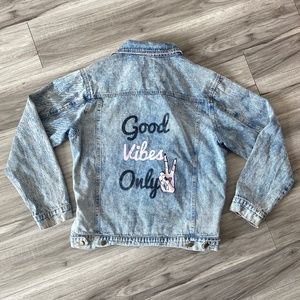 Honey Punch Good Vibes Only Jean Jacket Size M